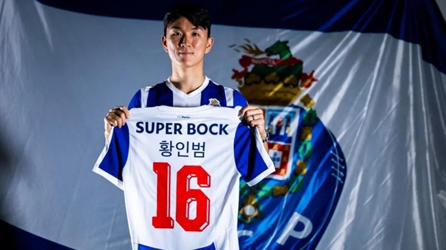 Porto boost midfield options with Hwang In-beom signing