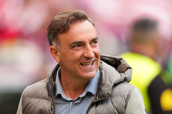 Carlos Carvalhal takes over at Famalicão