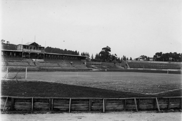 When Sporting moved out and before Benfica moved in, the Campo Grande stadium fell into a state of significant disrepair