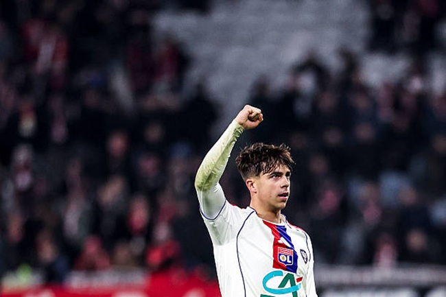 Lyon boss Paulo Fonseca tips surprise sensation Afonso Moreira as Portugal prospect