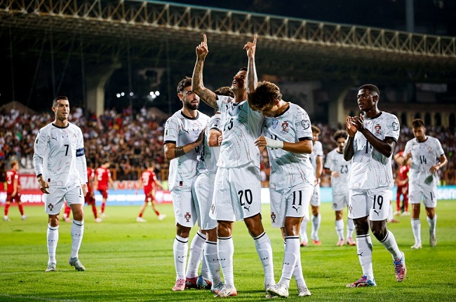 Armenia 0-5 Portugal - Portugal Player Ratings
