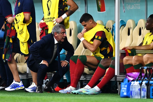 The deteriorating relationship between coach Fernando Santos and captain Cristiano Ronaldo became one of the stories of the Qatar World Cup
