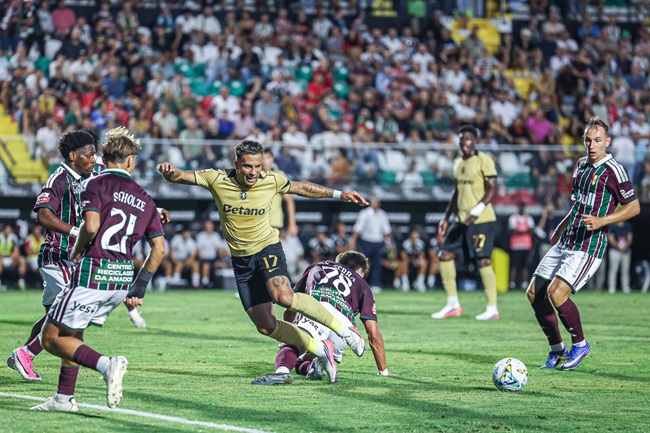 Estrela da Amadora 2-2 Sporting: Lions stunned by Estrela comeback