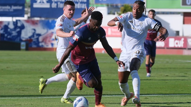 Torreense and Casa Pia play out cagey draw in promotion-relegation playoff first leg